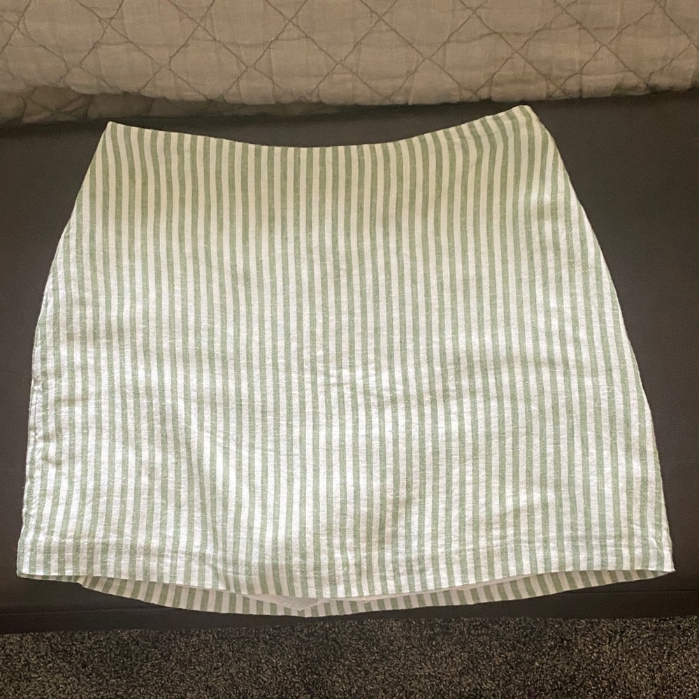 Abercrombie Striped Green and White Women's Skort